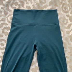 Like New Fabletics leggings